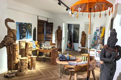 category image of the category “Old warehouse - exhibition & office, on the ground floor”