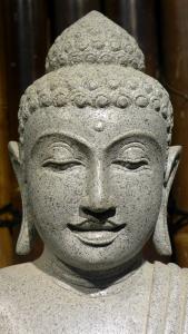 Kategoriebild der Kategorie “Buddha Figuren aus Flussstein (Naturstein)”