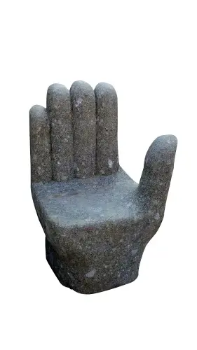 Artikelbild des Artikels “Abstrakte Hand, Objekt auch zum Sitzen (rechts), 100 cm “