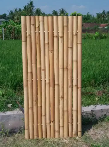 Artikelbild des Artikels “Bambus-Element Modell Surabaya, starr, gelb-braun (Apus). Durchmesser 3-5cm 90 x 180 cm Höhe. “