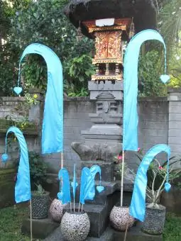 Artikelbild des Artikels “Original Balifahne, aquamarine, inkl. 2teiligem Fahnenstab. Das Komplettset ist in den Größen 120 cm und 200 cm erhältlich. “