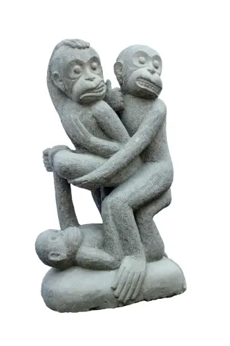 Artikelbild des Artikels “Drei Affen, Basanit, 75 cm “