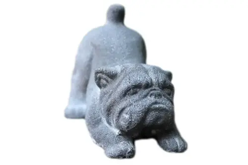Artikelbild des Artikels “Spielender Hund, 10 cm, grau “