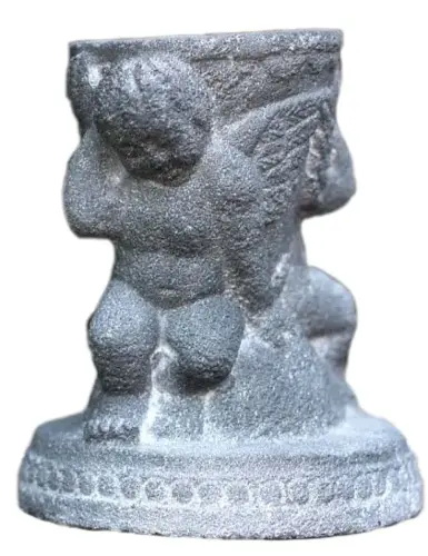 Artikelbild des Artikels “Stehende Engel mit Teelichthalter, 12 cm H, grau “