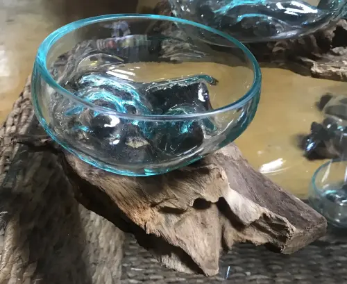 Product image of the product “Driftwood with wide glass as plant pot ”