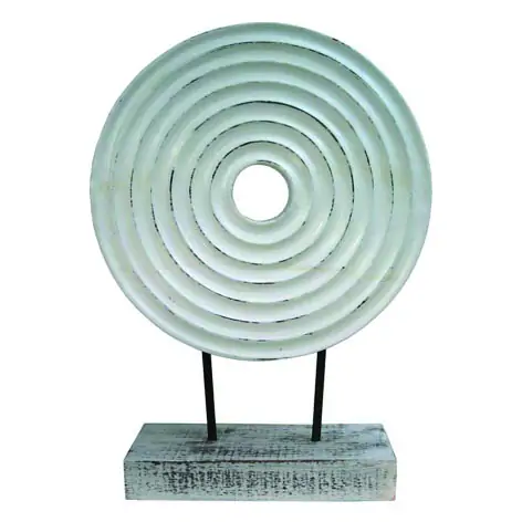 Artikelbild des Artikels “Gelochte Scheibe auf Sockel 42 cm, Nadelholz “