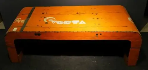 Artikelbild des Artikels “Niedriger Tisch, 50 cm, Metall, orange “