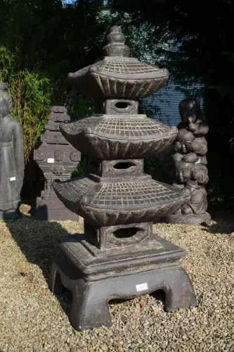 Artikelbild des Artikels “Gartenlaterne im japanischen Pagoda-Stil, 126 cm “