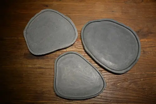 Artikelbild des Artikels “Flache Steinschale (Riverstone) Größe S “