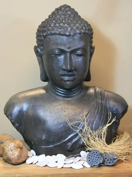 Artikelbild 1 des Artikels “Buddha-Büste, Steinguss, 55 cm “