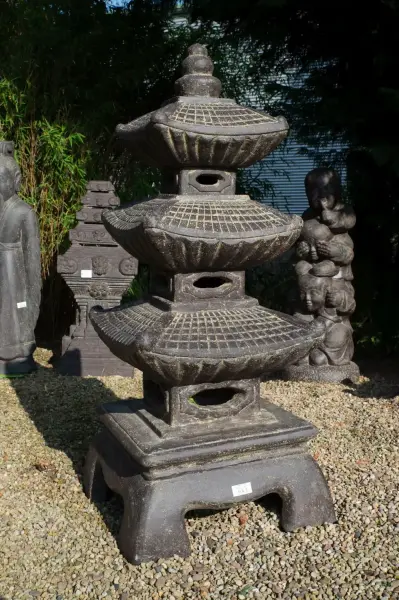 Artikelbild 1 des Artikels “Gartenlaterne im japanischen Pagoda-Stil, 126 cm “