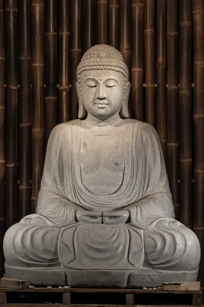 Product image 1 of the product “Seated Buddha, Japanese, 155 cm H ”