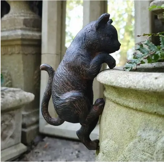 Artikelbild 1 des Artikels “Kletternde Katze – Bronzeoptik, ca. 16 cm “