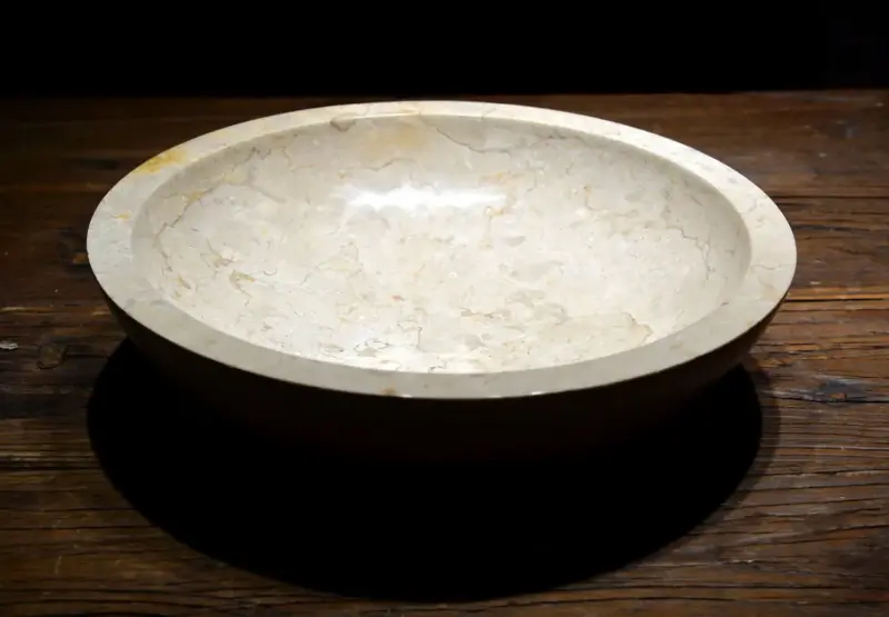 Artikelbild 2 des Artikels “Schale aus Marmor, Ø 40 cm, außen glatt “