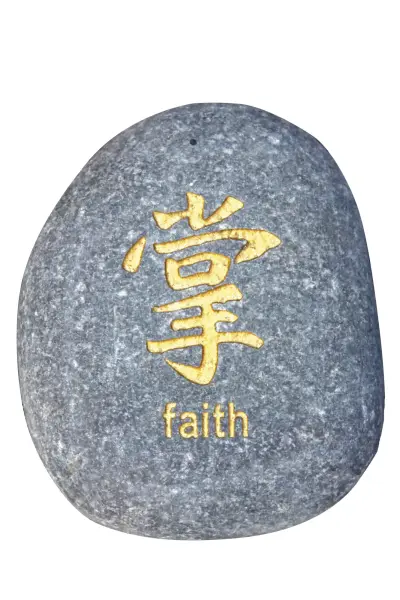 Artikelbild 2 des Artikels “Glücksstein - 7er-Set Chinesisches Zeichen, grau / gold, englischer Text |Natur “