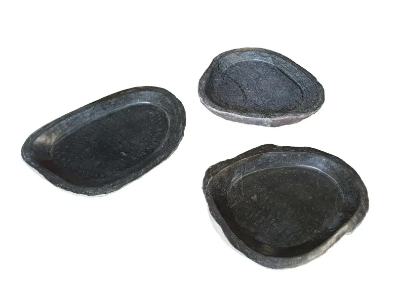Artikelbild 2 des Artikels “Geburtsbad, leicht konkav mit dünnem Rand Modell 3. Größe S. Hergestellt aus Flussstein “