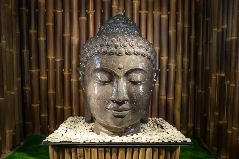 Product image 3 of the product “Buddha head as a water feature, 75 cm H ”
