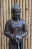 Artikelbild 4 des Artikels “Buddha-Figur, stehend, mit Gefäß als Wasserspiel, 120 cm “