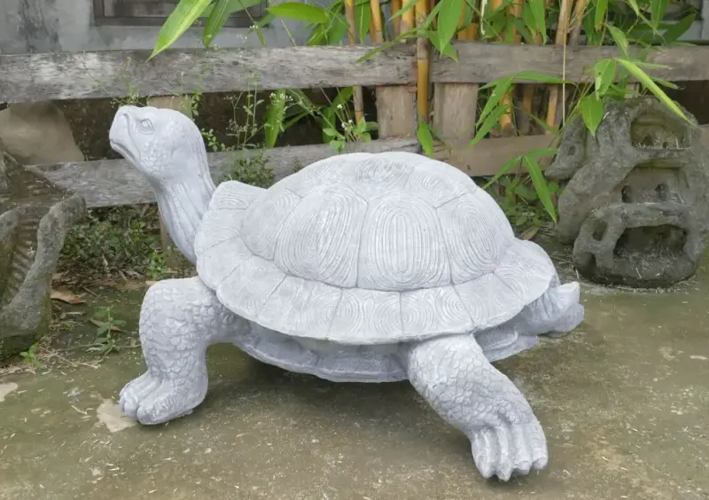 Artikelbild 4 des Artikels “Große Schildkröte, 85 cm Länge | Steinguss “