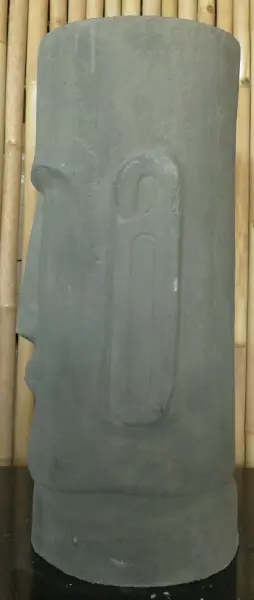 Artikelbild 4 des Artikels “Moai Pflanzgefäß, 80cm hoch “