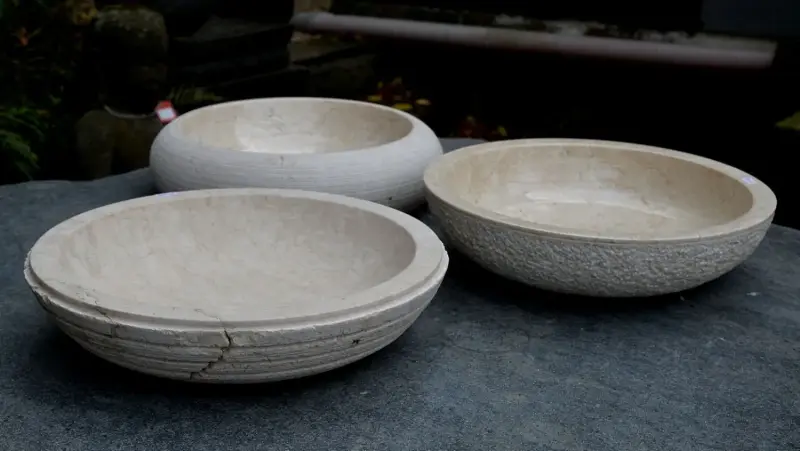 Artikelbild 4 des Artikels “Schale aus Marmor, Ø 40 cm, bauchig “