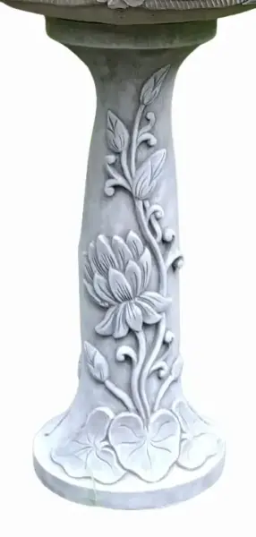 Artikelbild 5 des Artikels “Rinjani - Sockel, verjüngt, mit Lotus-Motiv, Ø 30cm, 71cm H | Steinguss “
