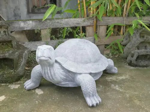 Artikelbild des Artikels “Große Schildkröte, 85 cm Länge | Steinguss “