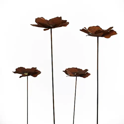 Product image 1 of the product “Edelrost-Mohnblumenstecker mit Goldmitte ”
