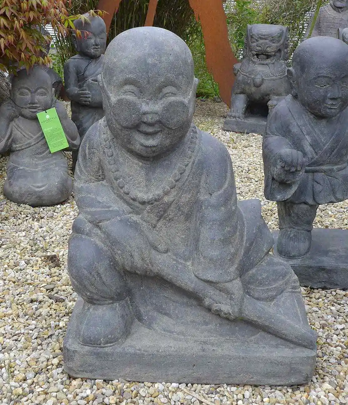 Artikelbild 1 des Artikels “Stehender Kung Fu Mönch mit Stock “