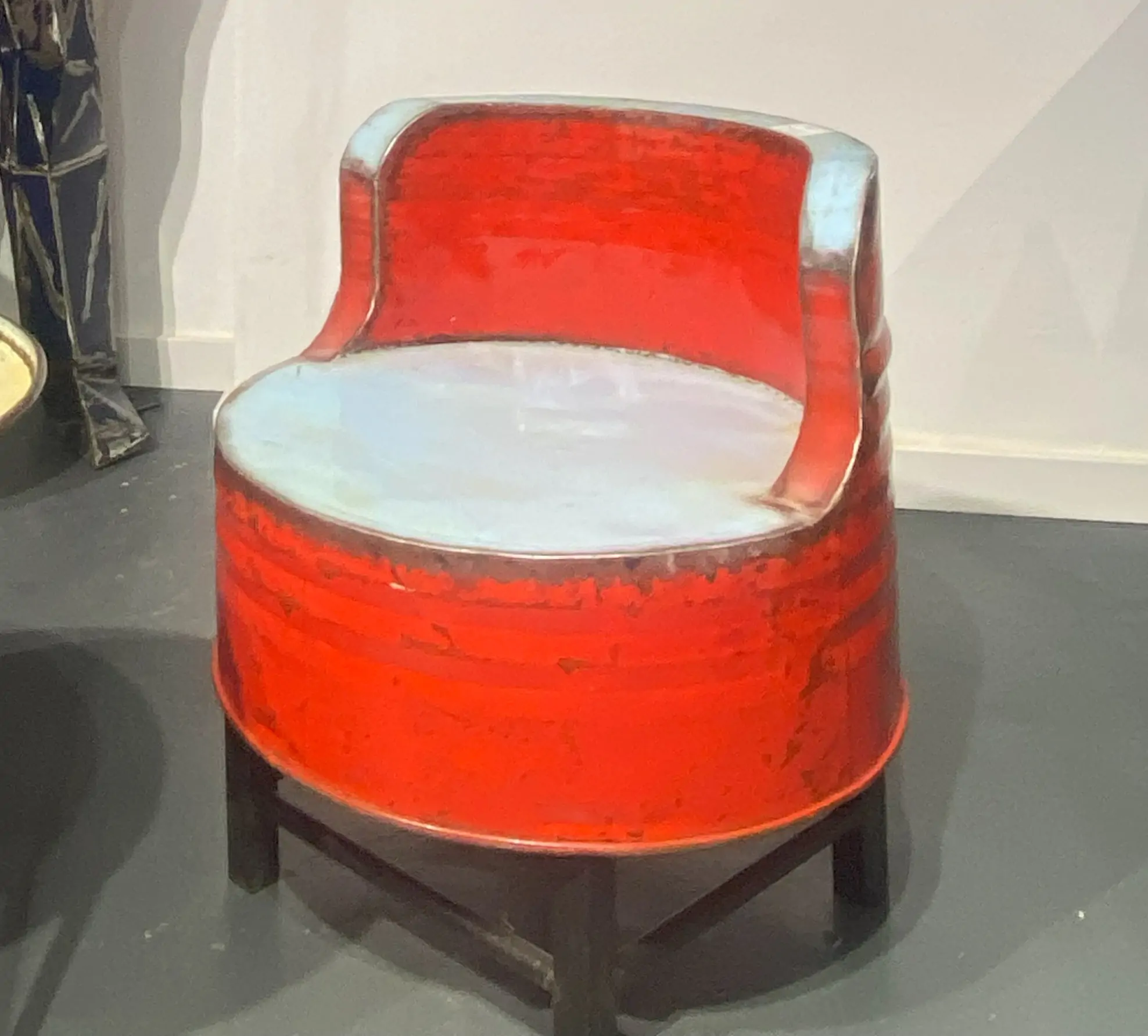 Artikelbild 2 des Artikels “Stuhl Trommel, aus recyceltem Metall H67, L58, B58 cm, Metallkunst “