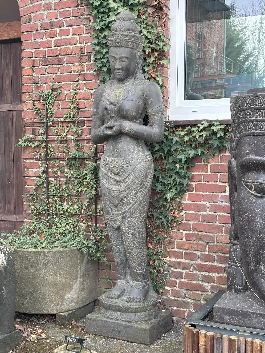 Artikelbild 2 des Artikels “Stehende Dewi Sri, 240 cm “