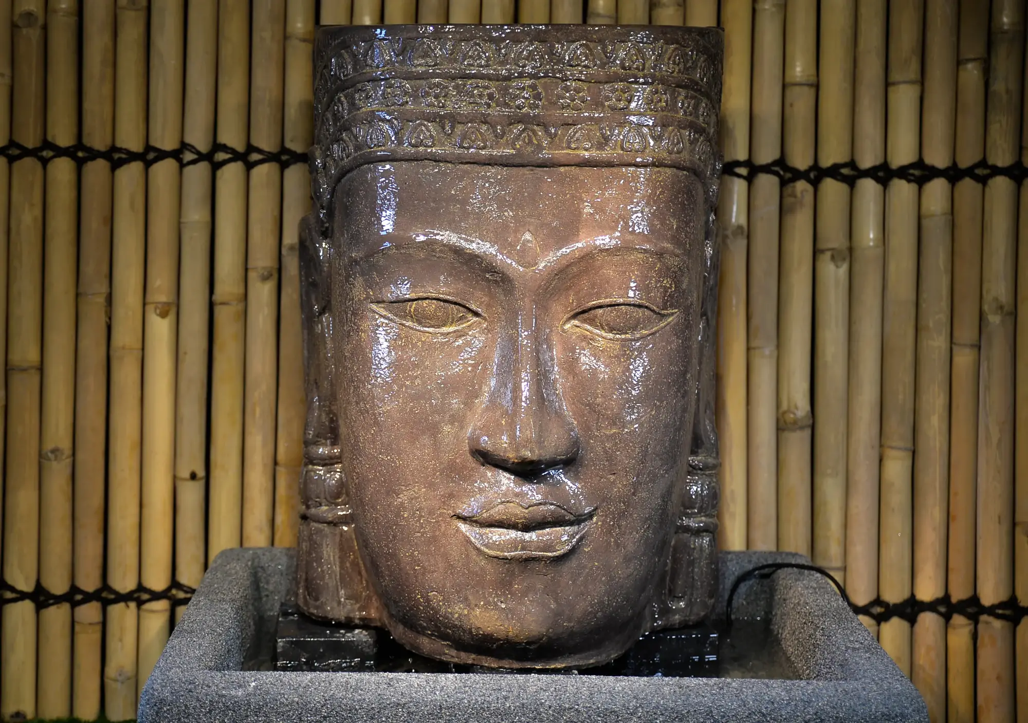 Artikelbild 2 des Artikels “Khmer-Kopf als Wasserspiel, 85 cm “