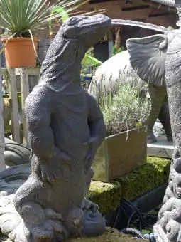 Product image 2 of the product “Standing monitor as water feature, 60 cm H ”