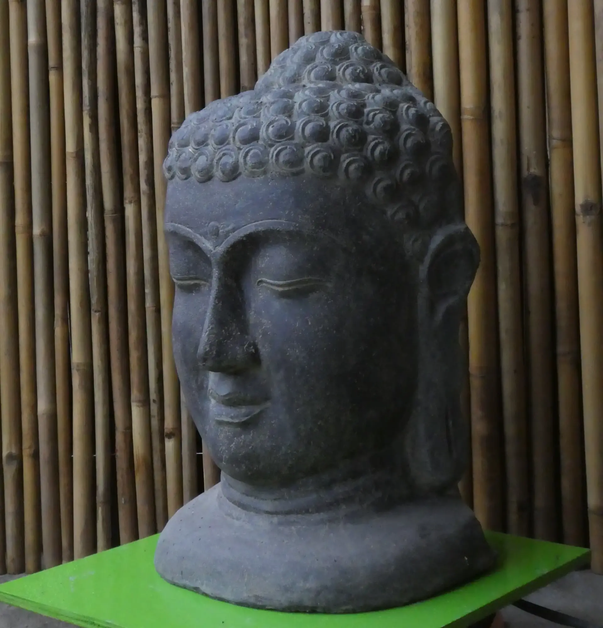 Artikelbild 3 des Artikels “Buddhamaske “