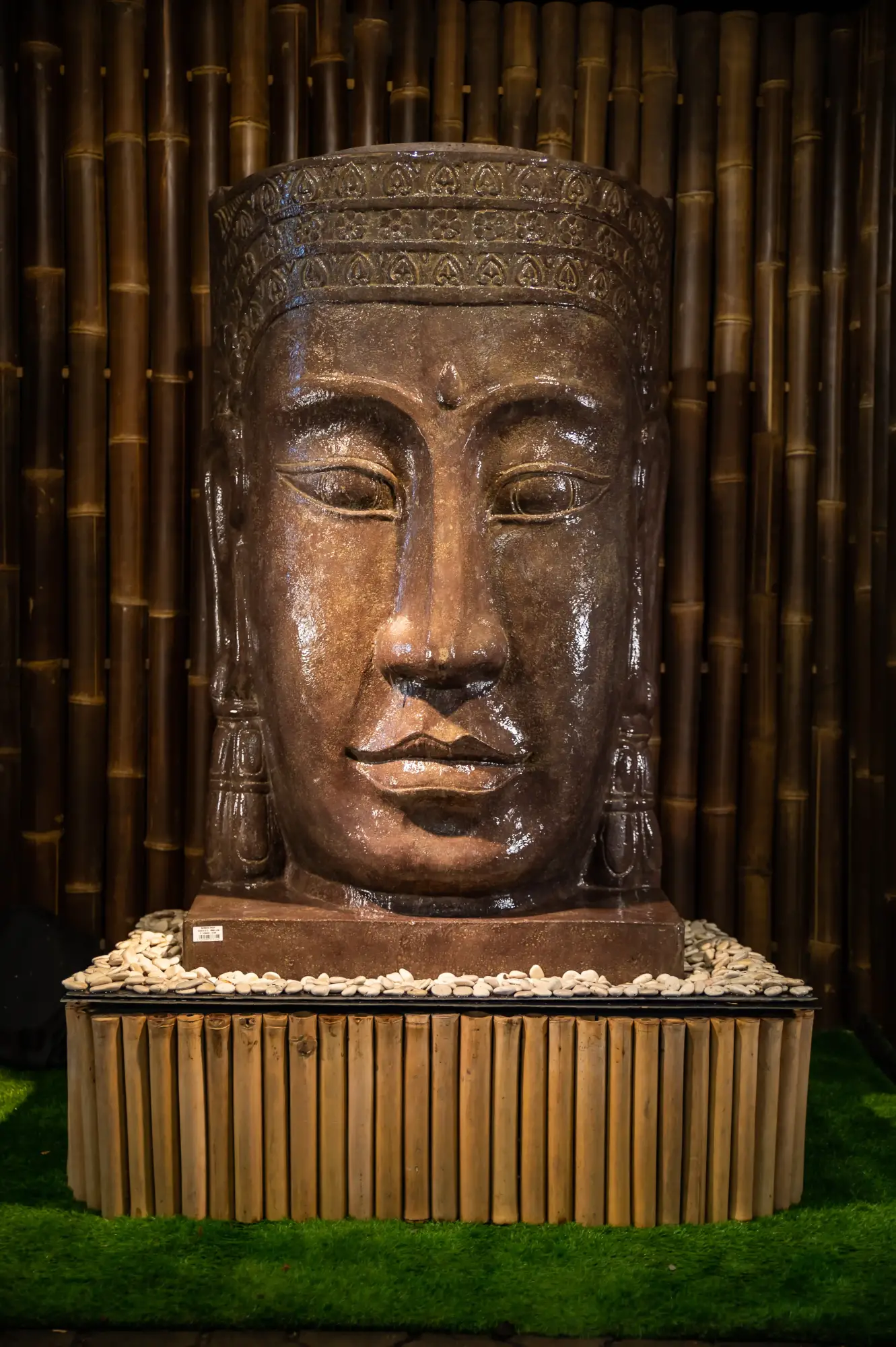 Artikelbild 3 des Artikels “Khmer-Kopf mit Sockel als Wasserspiel, 147 cm “