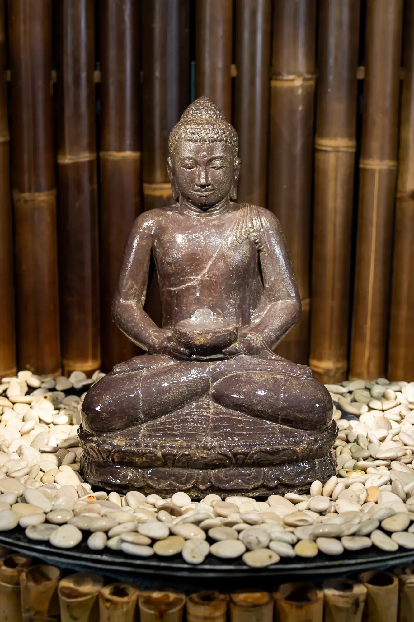 Artikelbild 3 des Artikels “Sitzender Buddha mit Gefäß als Wasserspiel, 50 cm “