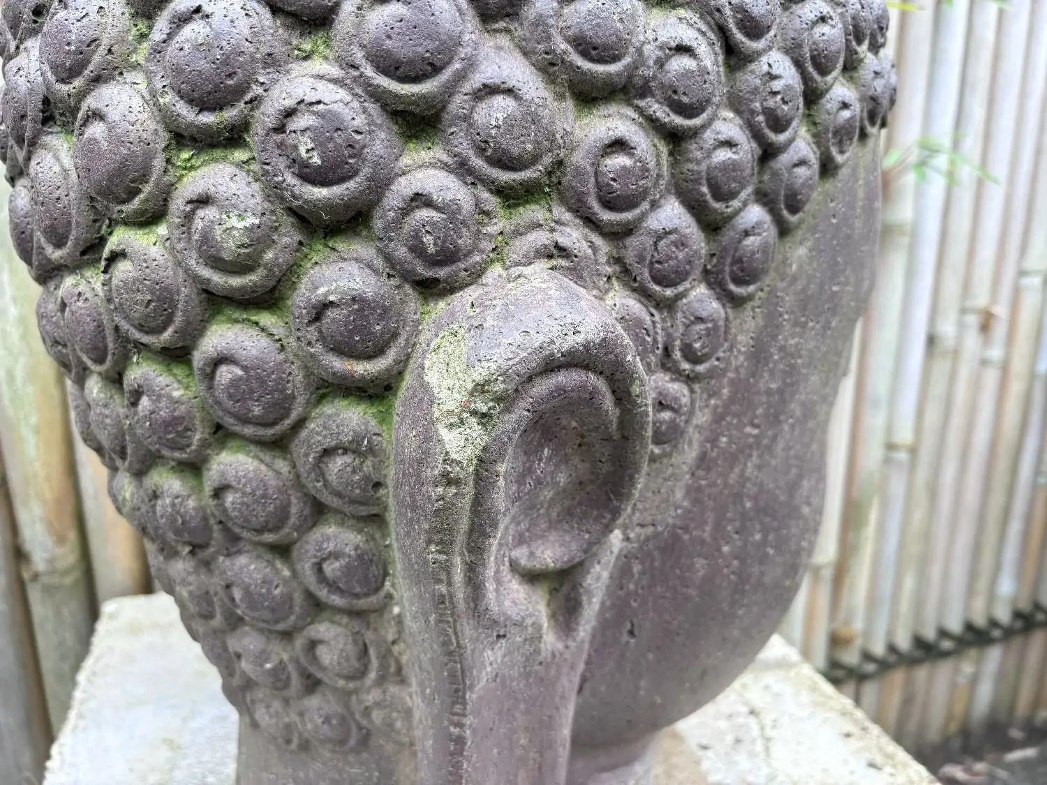 Product image 3 of the product “Buddha head as a water feature, 35x32x50cm, cast stone, hollow, handcrafted & coloured ”