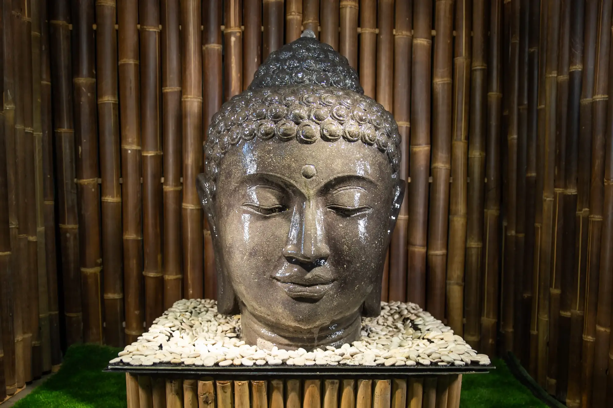 Artikelbild 3 des Artikels “Buddha-Kopf als Wasserspiel, 75 cm “