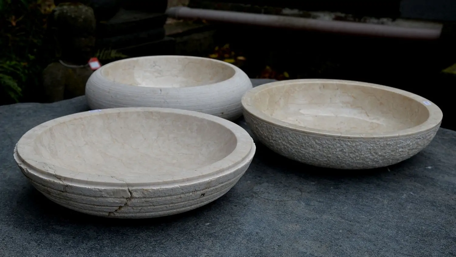 Artikelbild 4 des Artikels “Schale aus Marmor, Ø 40 cm, bauchig “
