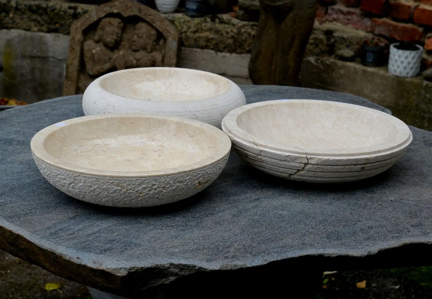 Artikelbild 5 des Artikels “Schale aus Marmor, Ø 40 cm, bauchig “