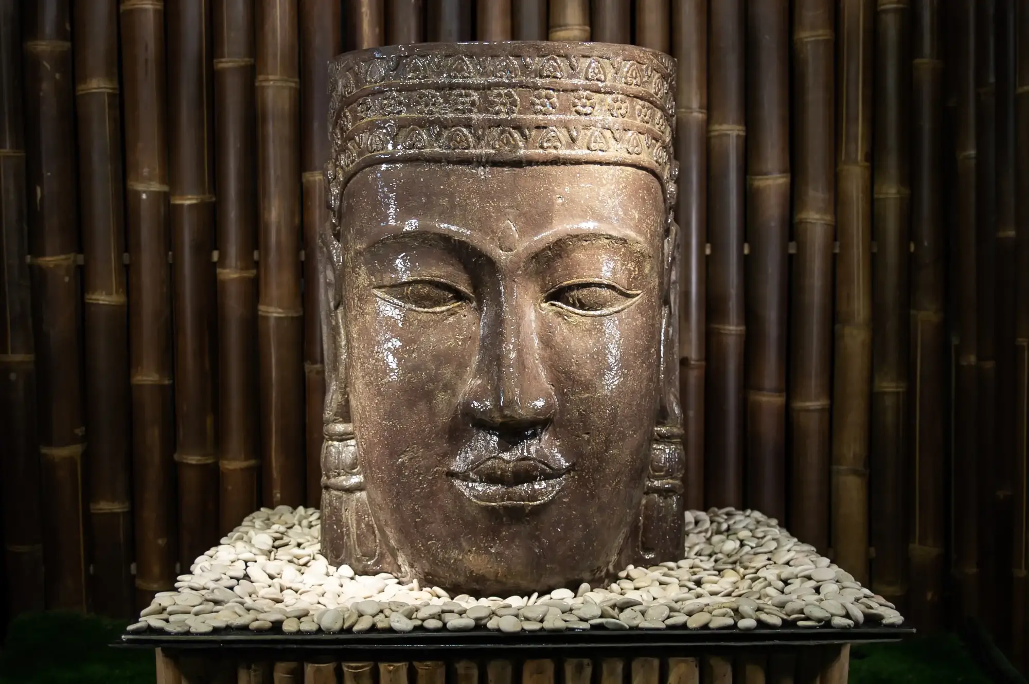 Artikelbild 5 des Artikels “Khmer-Kopf als Wasserspiel, 85 cm “